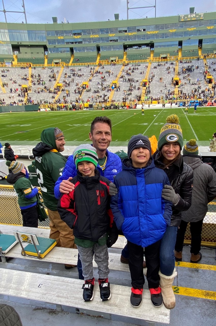 Griveldinger Family at Lambeau